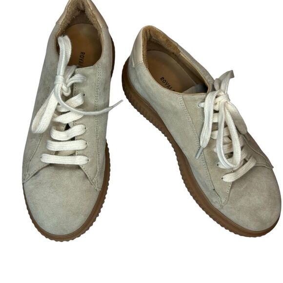 Royal RepubliQ sage green suede gum sole trainers sneakers size 8 - Picture 1 of 7